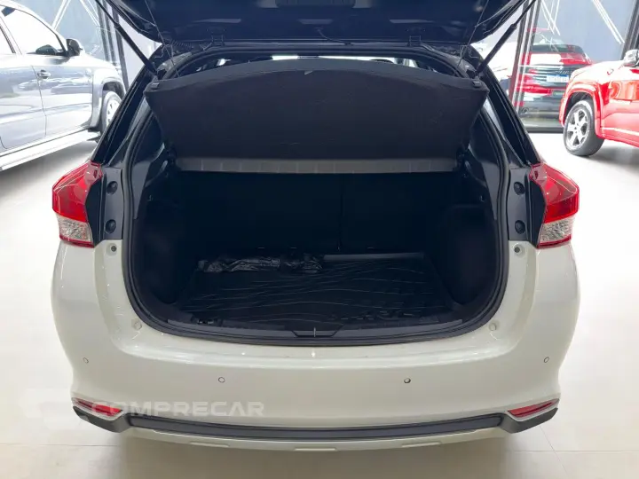 YARIS 1.5 16V X WAY Connect