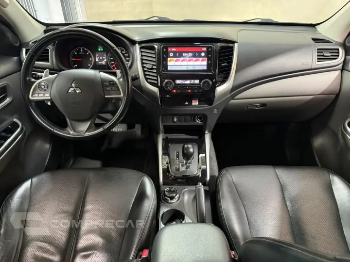 L 200 Triton 2.4 16V SPORT HPE 4X4 CABINE DUPLA TURBO DIESEL