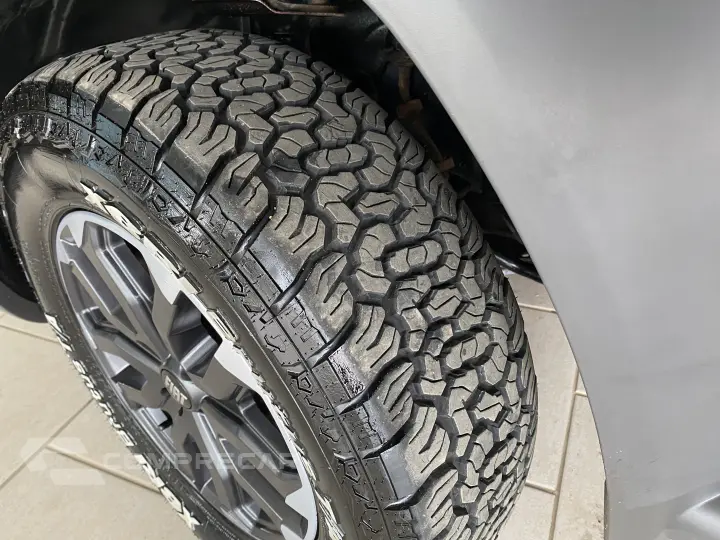 STRADA 1.8 MPI Adventure CD 16V