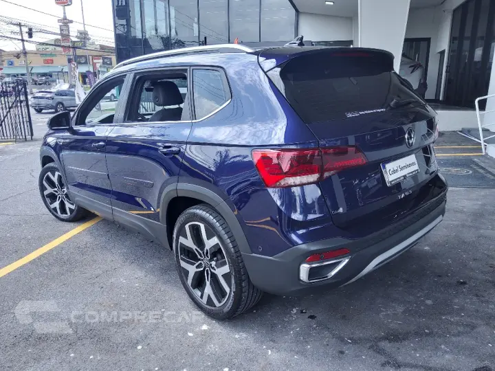 TAOS 1.4 250 TSI TOTAL FLEX HIGHLINE AUTOMÁTICO