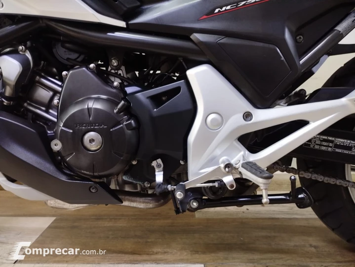 NC 750X ABS