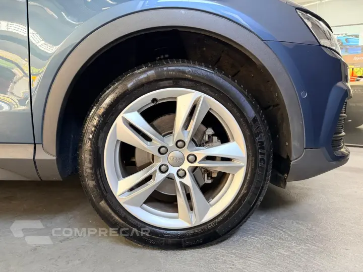 Q3 1.4 TFSI Ambiente Plus S Tronic