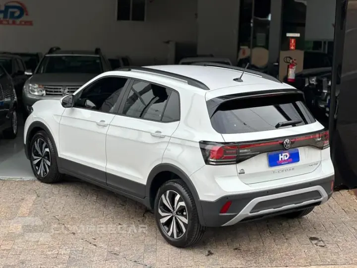 T CROSS TSI