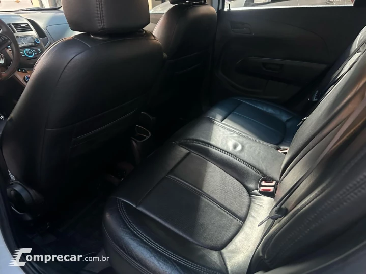 Sonic Hatch 1.6 16V 4P LT FLEX AUTOMÁTICO
