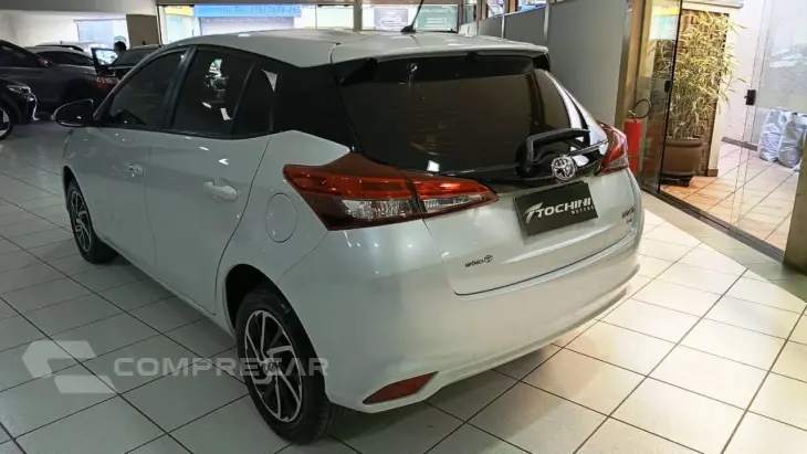 Yaris Hatch 1.5 16V 4P FLEX XS MULTIDRIVE AUTOMÁTICO CVT