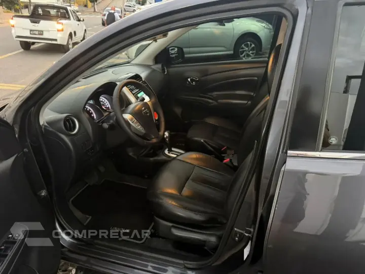VERSA UNIQUE 1.6 16V FlexStart 4p Aut.