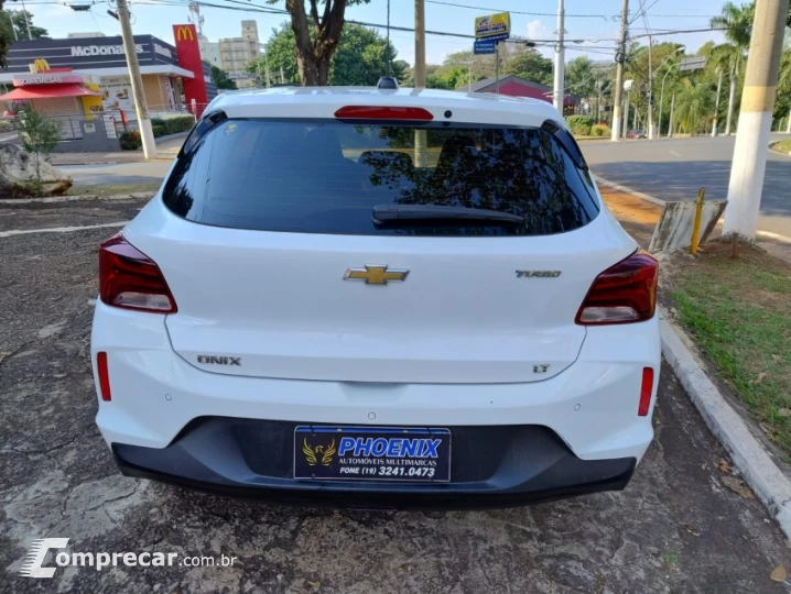 ONIX 1.0 Turbo Plus LT