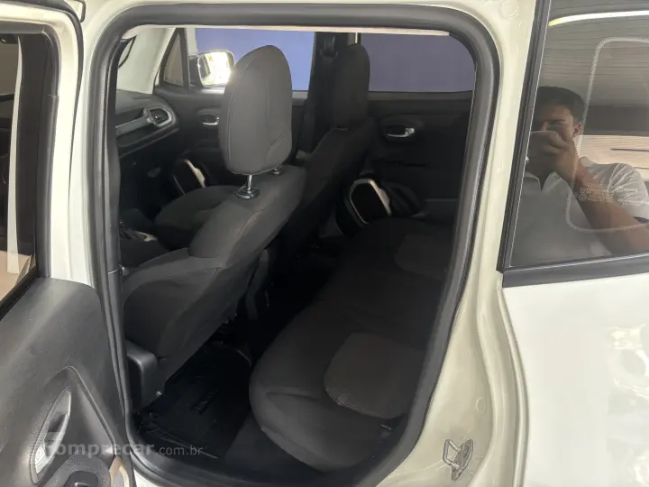 Renegade Sport 1.8 4x2 Flex 16V Aut.