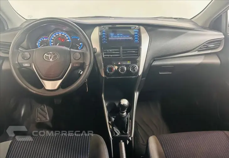 YARIS 1.5 16V Sedan XL