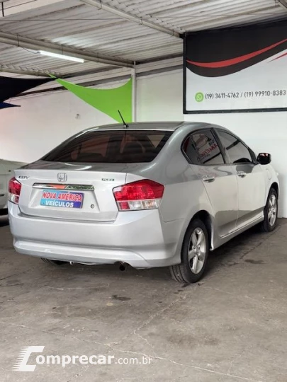 CITY Sedan LX 1.5 Flex 16V 4p Aut.