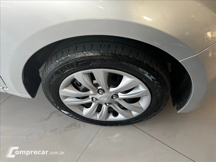 HB20 1.6 COMFORT PLUS 16V FLEX 4P MANUAL