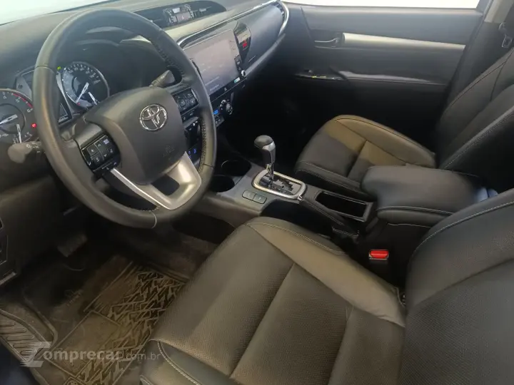 HILUX 2.8 D-4D TURBO CD SRX 4X4 AUTOMÁTICO