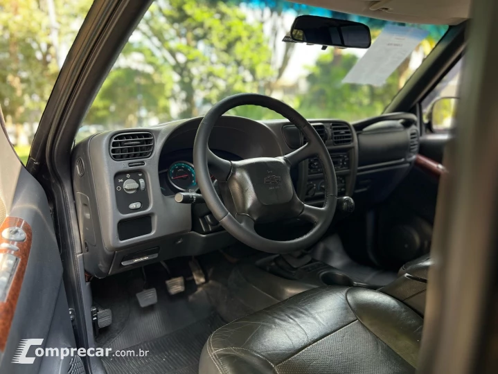 S10 2.4 MPFI EXECUTIVE 4X2 CD 8V FLEX 4P MANUAL