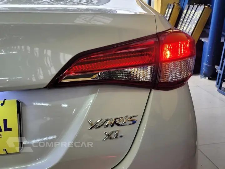YARIS XL Sedan 1.5 Flex 16V 4p Aut.