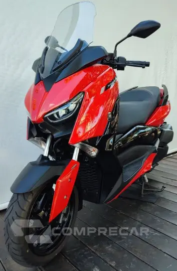 YAMAHA XMAX ABS