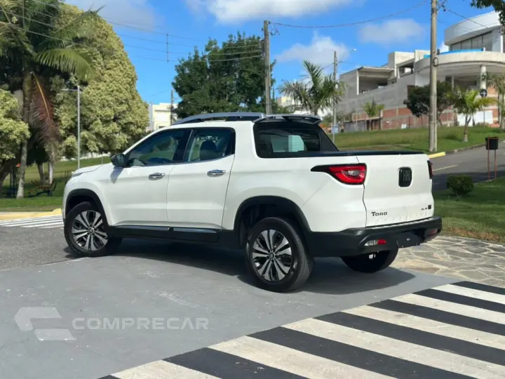 TORO 2.0 16V TURBO DIESEL VOLCANO 4WD AT9