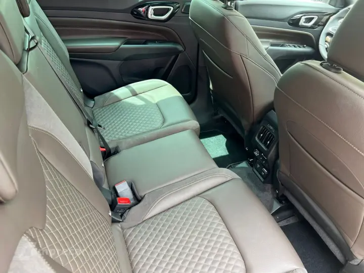 Commander Overland T270 1.3 TB Flex Aut.