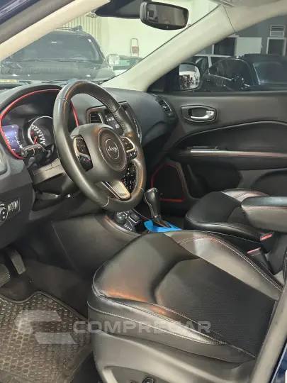 COMPASS 2.0 16V Trailhawk 4X4