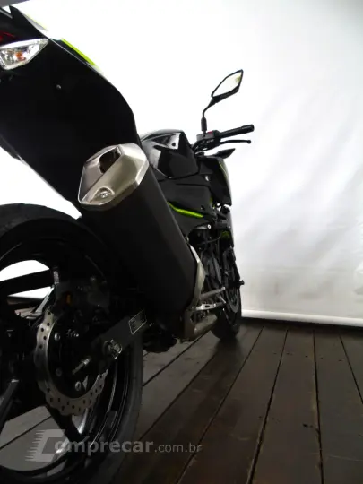 KAWASAKI Z400