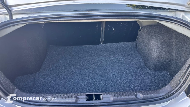 FIESTA 1.6 SE Sedan 16V