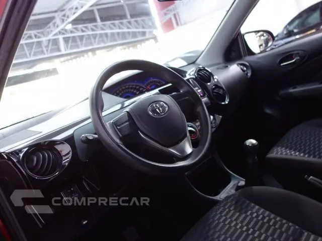 ETIOS HATCH - 1.3 X 16V 4P MANUAL