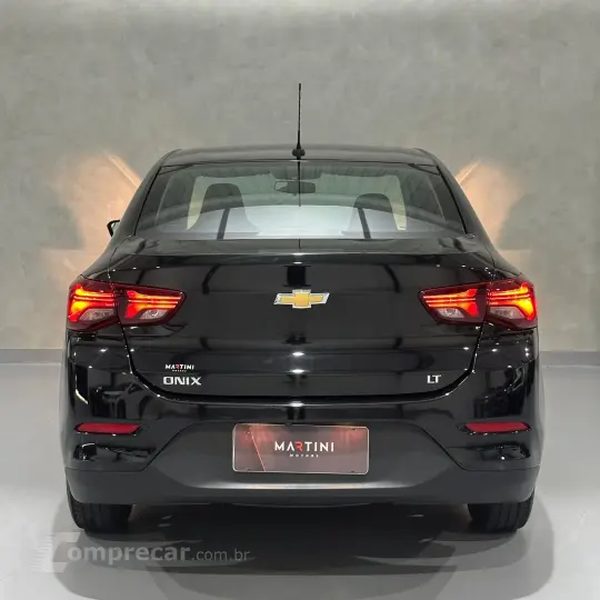 ONIX SEDAN Plus LT 1.0 12V TB Flex Mec.