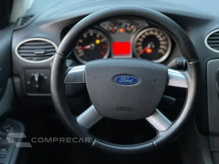 FOCUS 1.6 GLX 16V FLEX 4P MANUAL