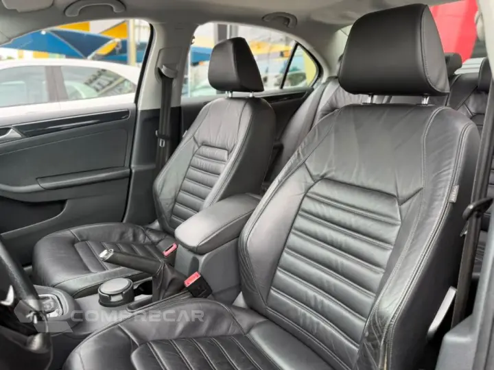 JETTA Highline 2.0 TSI 16V 4p Tiptronic