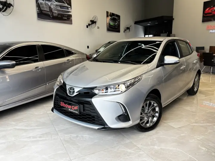 YARIS 1.5 16V Sedan XS