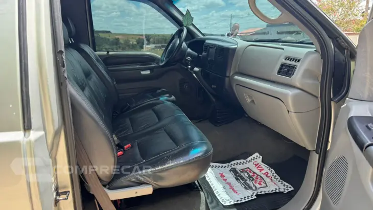 F-250 3.9 XLT MAX Power 4X2 CD