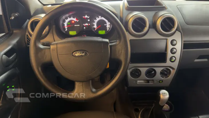 FIESTA 1.6 MPI Class Hatch 8V
