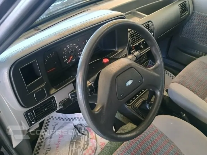 ESCORT 1.8 Guarujá 8V