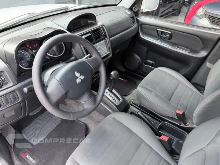 PAJERO TR4 2.0 4X2 16V 140CV FLEX 4P AUTOMÁTICO