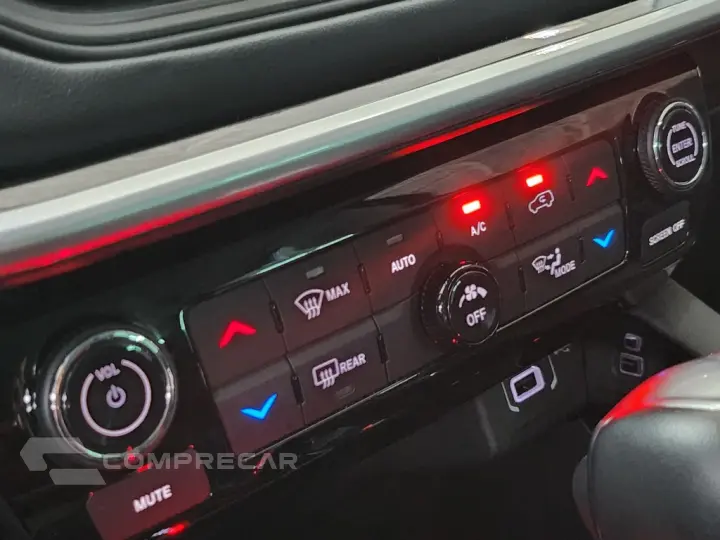 COMMANDER 1.3 T270 TURBO FLEX LONGITUDE AT6