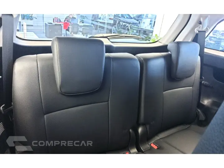 HILUX SW4 2.8 D-4D TURBO DIESEL SRX 7L 4X4 AUTOMÁTICO