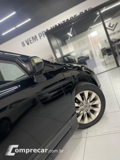 CIVIC 1.8 LXL 16V