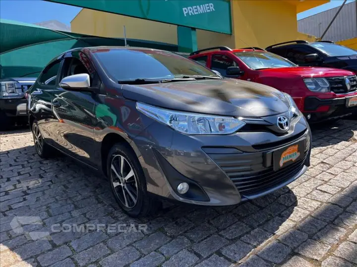 YARIS 1.5 16V Sedan XS Connect