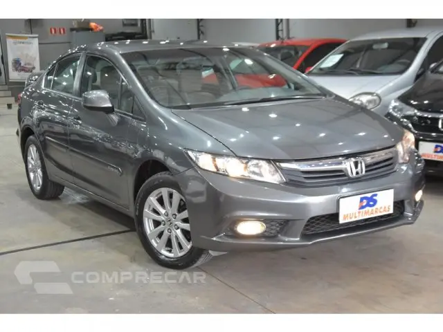 CIVIC - 1.8 LXS 16V 4P AUTOMÁTICO