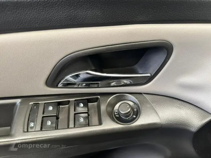 CHEV CRUZE LTZ NB AT