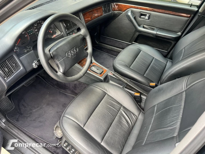 80 2.6 E Avant V6