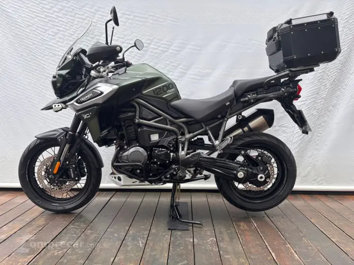 TRIUMPH TIGER 1200 XCX