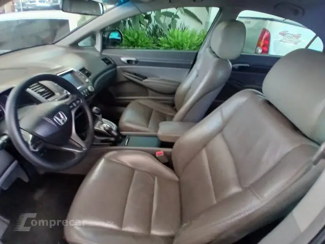 CIVIC - 1.8 LXS 16V 4P AUTOMÁTICO