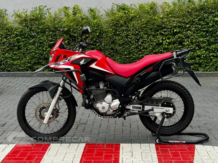 XRE 300 ABS