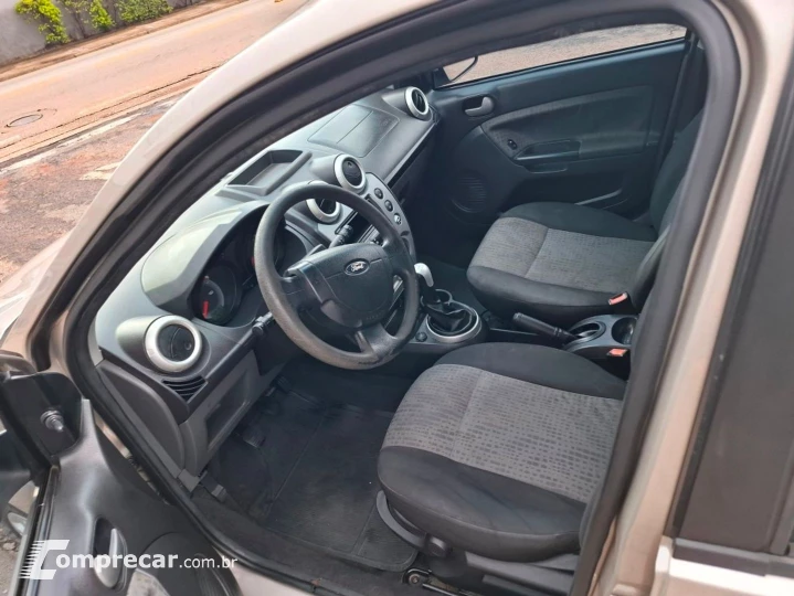 Fiesta 1.6 Mpi Sedan 8V Flex 4P Manual