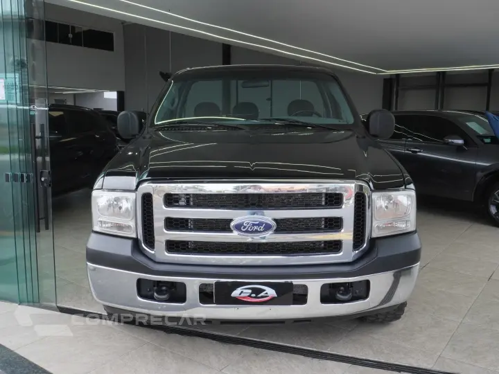 F-250 3.9 XLT 4X2 CS DIESEL 2P MANUAL