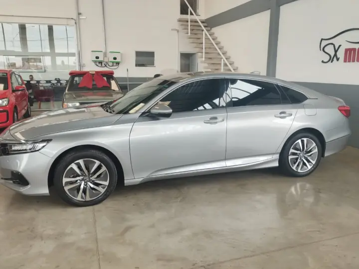 ACCORD 2.0 E:hev Touring E-