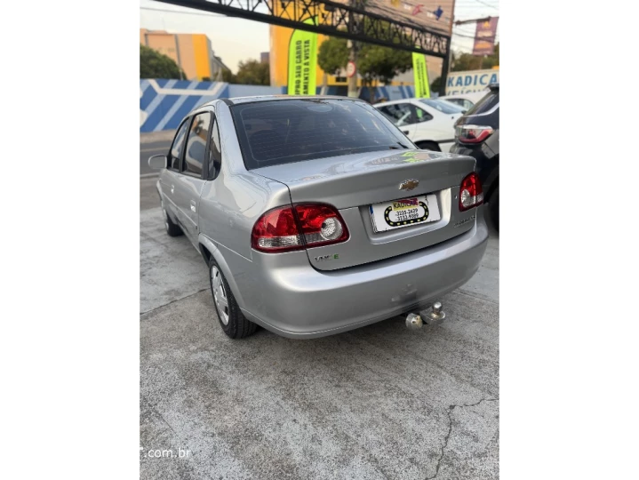 CLASSIC 1.0 MPFI LS 8V FLEX 4P MANUAL