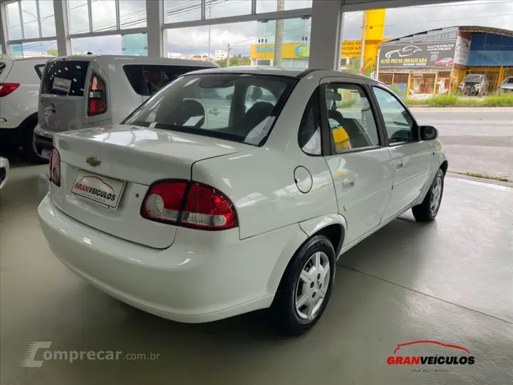 CLASSIC 1.0 MPFI LS 8V FLEX 4P MANUAL