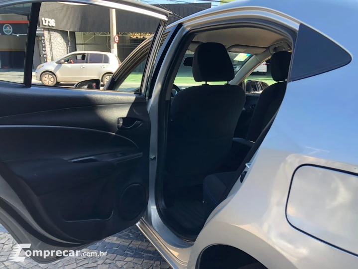 Yaris 1.5 16V Flex Sedan Xl Live Multidrive