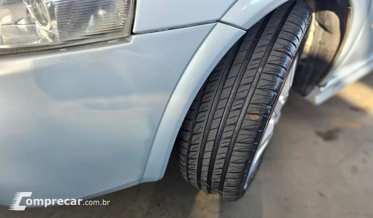ASTRA 2.0 MPFI Advantage 8V